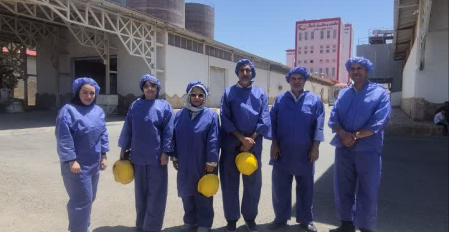 بازدید و جلسه مشترک دفتر ارتباط با صنعت دانشگاه علوم و فنون دریایی خرمشهر با شرکت گوهر مکمل شرق (بزرگترین تولید کنستانتره و مکمل دام و طیور و آبزیان شرق کشور۱۴۰۴