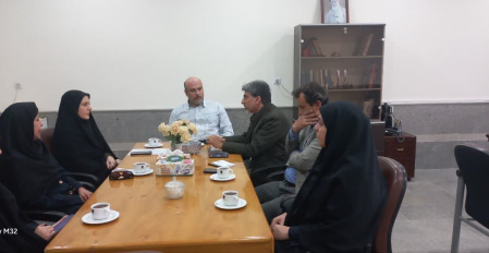 نشست مشترک دفتر ارتباط با صنعت دانشگاه علوم و فنون دریایی خرمشهر و اداره بندر و دریانوردی خرمشهر، روز سه‌شنبه ۱۸ آذر ۱۴۰۴، با حضور مسئولان و مدیران دو مجموعه، در محل دانشگاه برگزار شد.